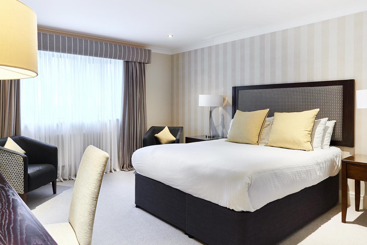 Wrightington Hotel & Health Club Уиган Экстерьер фото