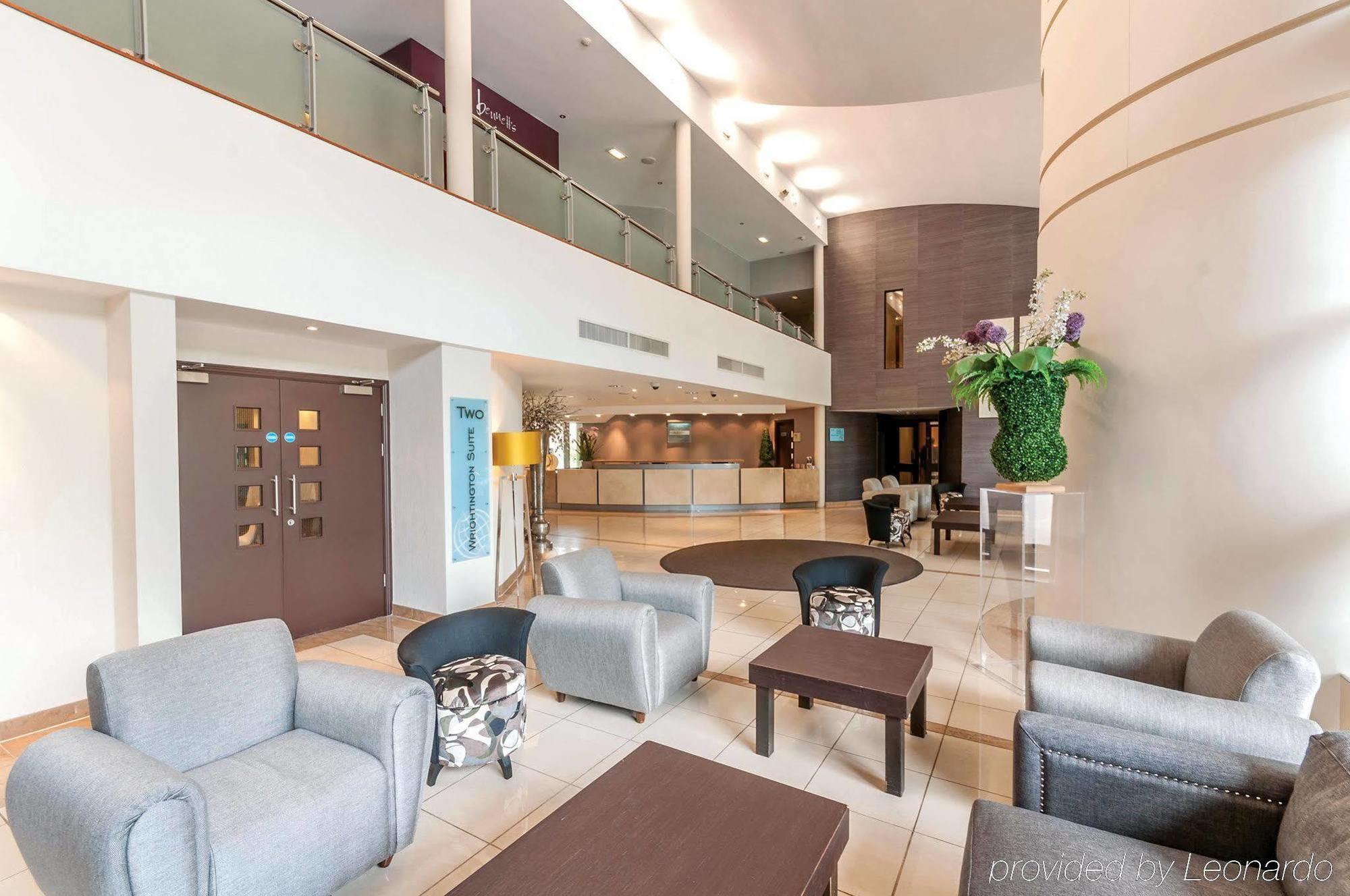 Wrightington Hotel & Health Club Уиган Экстерьер фото